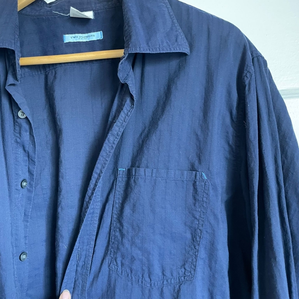 Two Flowers Men's shirt, XXL, Navy Blue